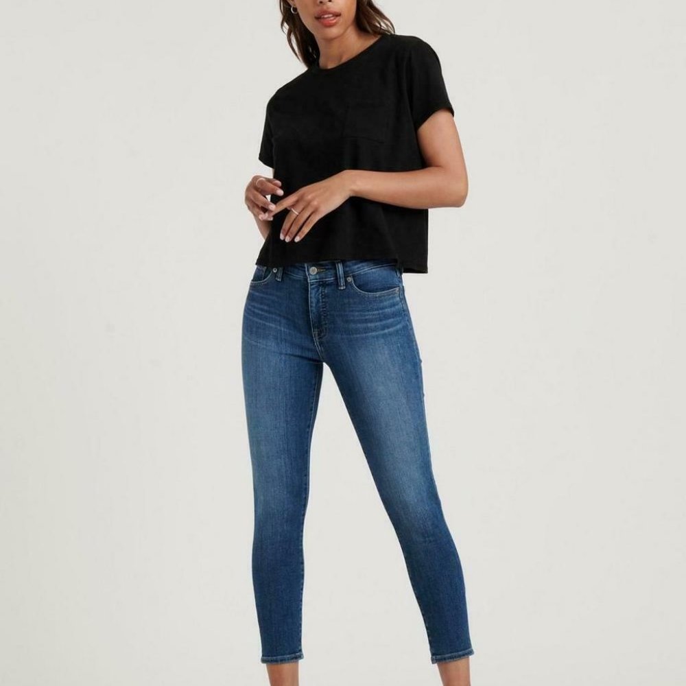 Lucky Brand Womens  Ava Crop Jeans Size 0/25  Medium Wash Low Rise Stretch